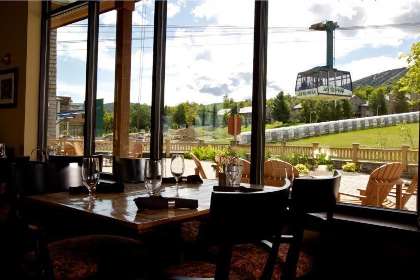 Jay Peak Resort Extérieur photo